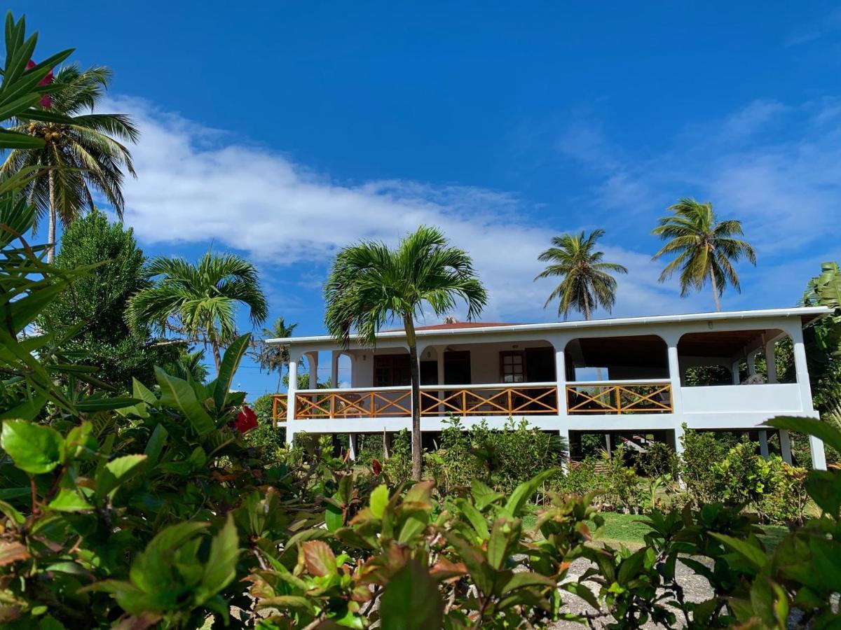 Sea Cliff Eco-Cottages & Gin Distillery Calibishie Ngoại thất bức ảnh